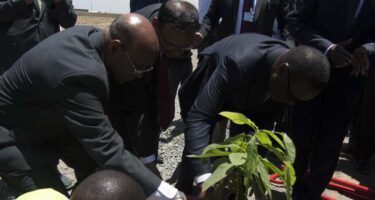 groundbreaking_ceremony_071